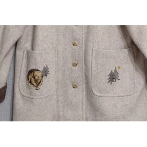 VTG Wool Womens Coat- Embroidery Bears- E&J/LA Mode- Sz L- Oatmeal- Canada- NICE - Picture 4 of 9